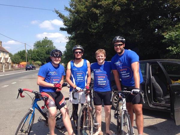 mncycle200's tweet image. The Team! Theo, Tom, John and Ben en route #mnda #mnd #mndcycle 🚲 #thumbsup 👍 @mndassoc