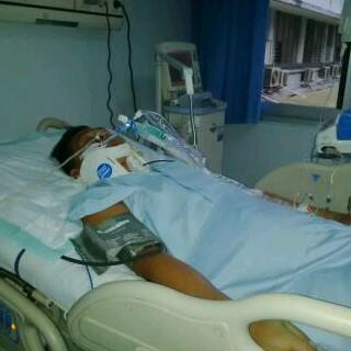 so ape kang? udah didoain,ente masih aje suudzon, payeh deh klape :p RT <a href="/VikingPamarayan/">Viking Banten Tengah</a> Cieee yang so,  #GWSKangAyi