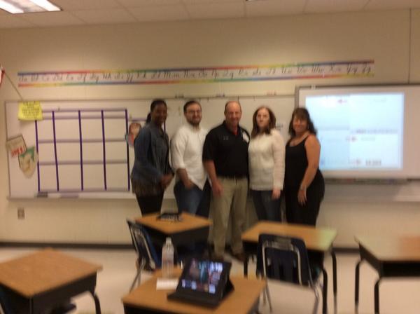 tamwalker100's tweet photo. CMS rockin and rolling in Techno-Class at Mobile Minds University with Wes Astin!  #mmu2014 http://t.co/n7NefPkglH