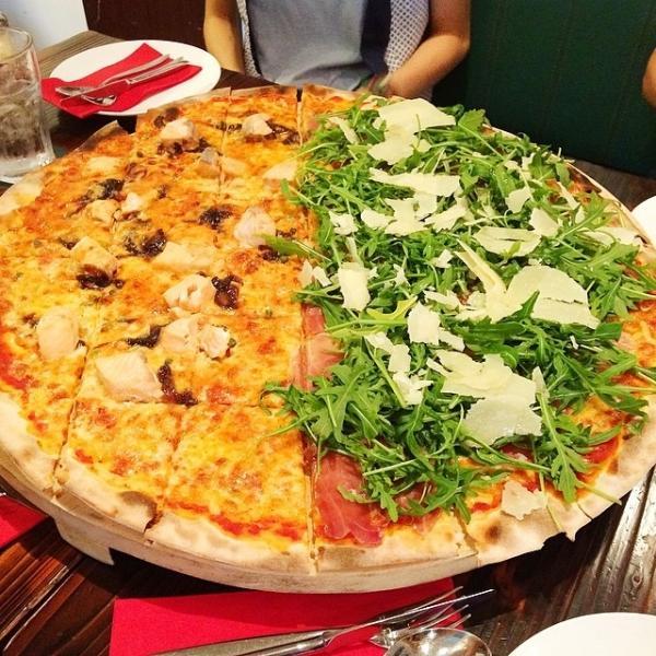 FindingLimo1's tweet image. 18 Best #Singapore #Restaurants with NO GST &amp;amp; NO Service Charge qoo.ly/3fka9