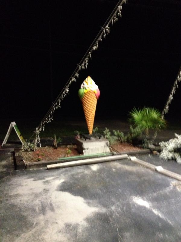 KeyLargoChoclat's tweet photo. Stop by for some delcious ice cream!
Open til 10 all week! http://t.co/IIV6lGyATi