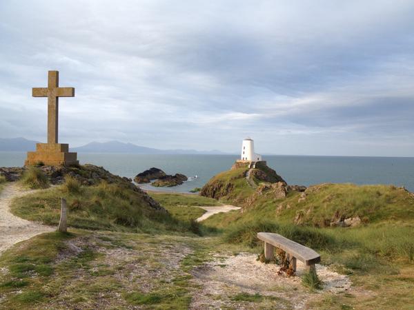 Always Stunning - a beautiful early morning run on a deserted #llanddwynisland #Anglesey