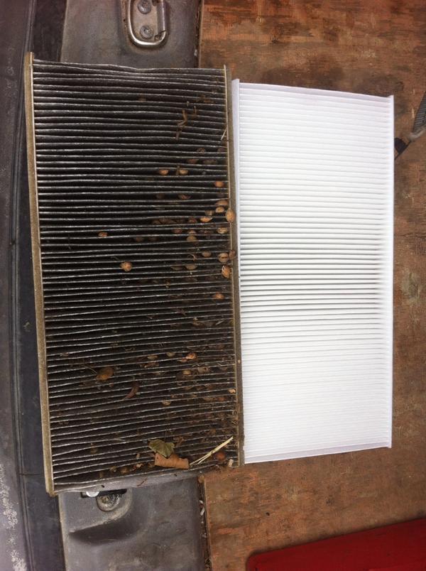 _TheBlueWizard's tweet image. Air con not working? It might need a new pollen filter, we can fit those too. Here's a 'before &amp;amp; after' from today