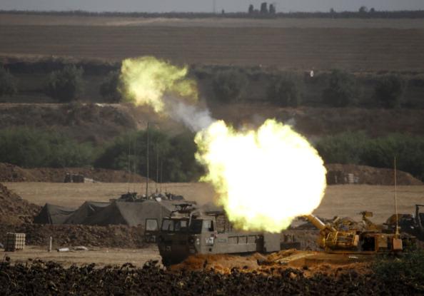 Independent's tweet image. Here are far-right Israelis celebrating the death of children in Gaza i100.io/CPnQC2V