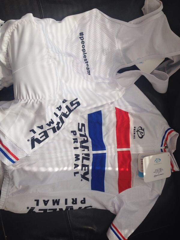 StarleyPro's tweet photo. Someone is in for a nice surprise... #peoplesteam @eileenroe1 thank you @PrimalEurope awesomely quick!!! http://t.co/zOuOsZqooa