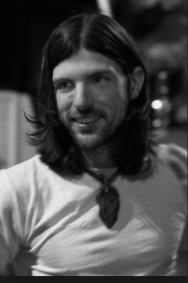 Happy 34th birthday, Seth Avett! Stay beautiful   