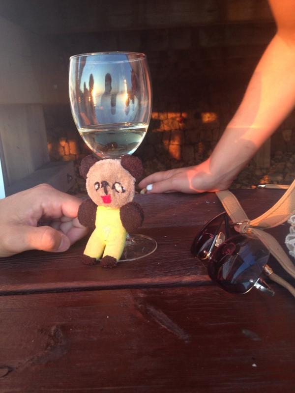 Wheres_Pip's tweet photo. Boaty + Pip + wine = http://t.co/TCHSKvMCzA