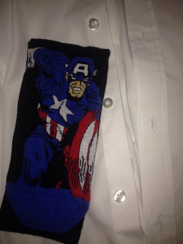 allysiu's tweet image. Thursday socks! #DifferentSocks #DifferentDay @FSYLondon