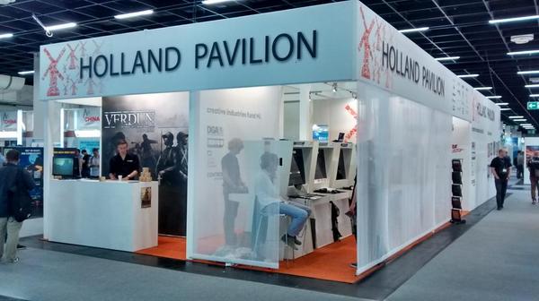 Tinovdk's tweet image. It's day 2 for us at @SassyBotStudio with #fragmentsofhim in #gamescom2014 (Hall 4.2). Find us and get a hug. ;)