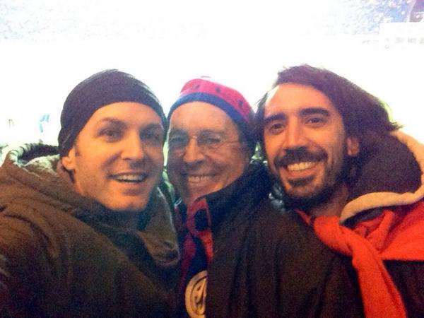 AxelOficial's tweet photo. Pensé q no llegaba más este día... GRACIAS @MatiasLammens @cuervotinelli Comisión Dir., #Bauza y a todo el equipo!!! http://t.co/2vIEWGWGZn