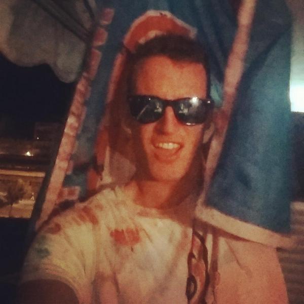 Antoine_Nwk's tweet photo. COLOSSOSSSSS ! #LLORET2014 http://t.co/0ZGtg054QX