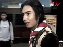 Bagaimana menurutmu Kakak Pramuka yang ini?