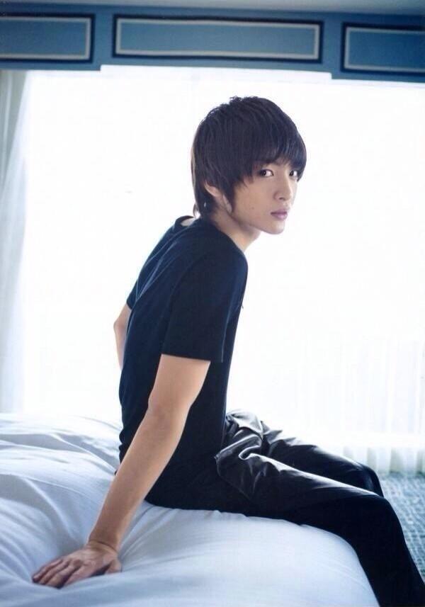 0nly_0ne___T's tweet photo. «  君と言う真っ白なｷｬﾝﾊﾟｽを
          ＿＿＿＿僕色に染めてあげる。

              何処かの出戻り。

         僕と君、2人の愛を描こう。  »

#RTしたnrさんbotさんフォローする http://t.co/jCOVSQcnNf