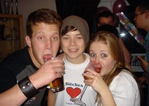 JamieJean_inLA's tweet photo. Anyone in the mood for Fetus Harry? #BitchesLoveMe #FetusDirection http://t.co/eXUmBr4ToR