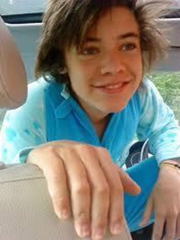 JamieJean_inLA's tweet photo. Straight hair Harry #FetusDirection #StraightHairHarry http://t.co/bdSdLe0gUP