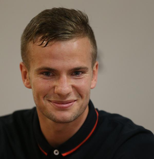 Happy 25th Birthday, Tom Cleverley...! 