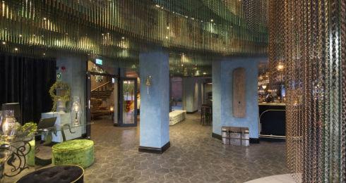 kriskadecor's tweet image. KriskaDECOR brings the ocean depths to the Stora Hotellet #Umeå ow.ly/AbjRf  @stylttrampoli  #hotel