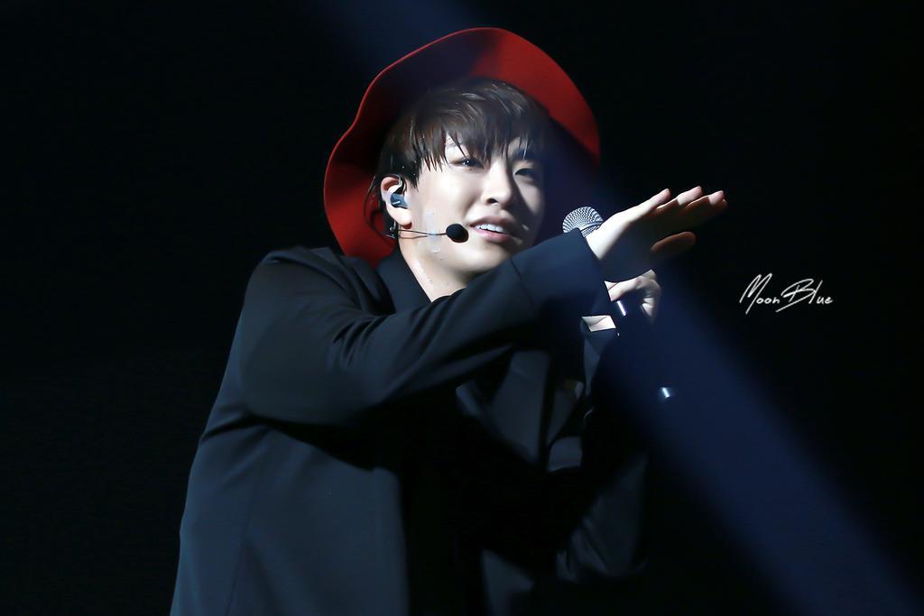 Bu14kLDCcAAxd8q.jpg:large