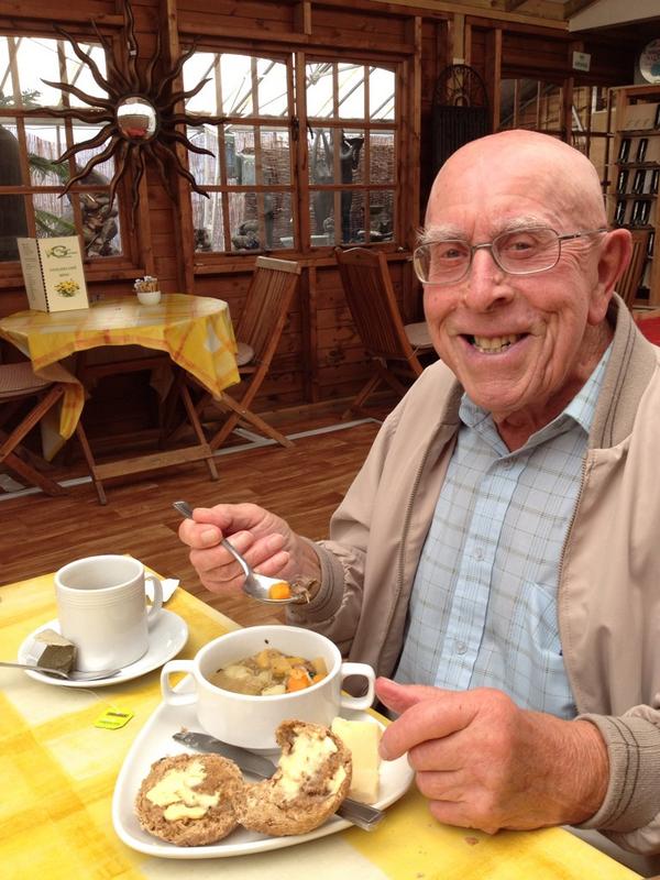 len_simpson's tweet image. Having lunch at Moylegrove