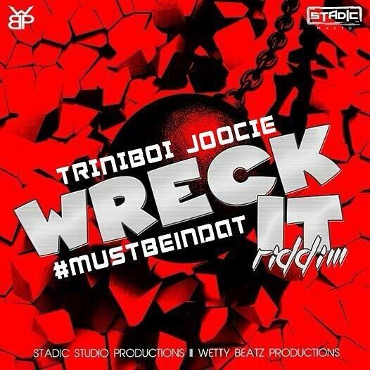 KoolieShan's tweet photo. 2014... People Are You Ready?! @TriniboiJoocie #MUSTBEINDAT #roadmarchcontender #UkSoca 🎉🙌🎶🎤 http://t.co/FF7FJF6J0M