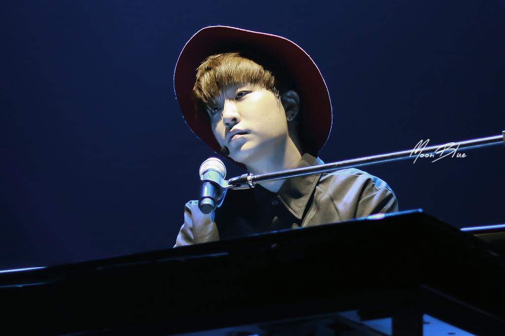 Bu1DWRDCAAAregt.jpg:large