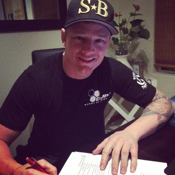 TexClaudia's tweet photo. "@ManagementSb: SBM presents @OlimpSA and @thepunishermma1 sponsorship. Thank u for the support #superiorproducts http://t.co/ZOKiQAAiFx"