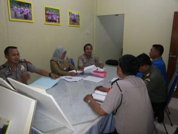 Rapat koordinasi lomba gapura se kota depok dalam rangka hut RI, di kesbang linmas. @restadepok <a href="/kesbang_depok/">Kesbangpol Depok</a>