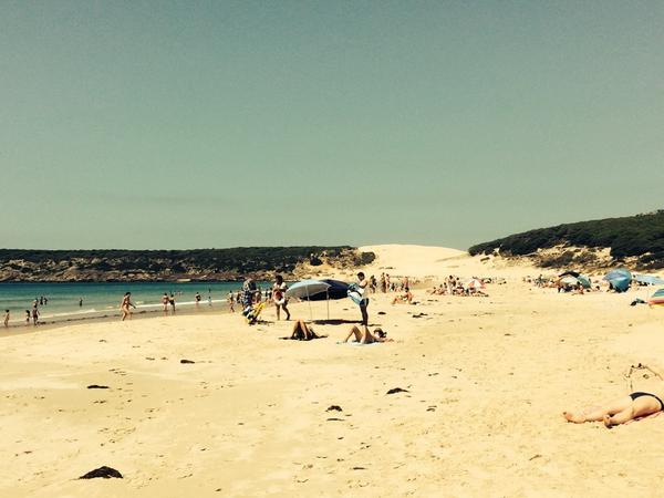 AnaRosa18's tweet photo. Empecemos bien el día de playita!!! 🏄 http://t.co/6JEP6xPaPL