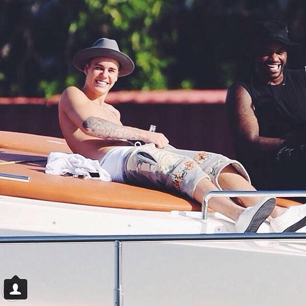 biebersmaniabr's tweet image. "Confie no seu esforço" - DJ Tay James via IG  
biebermania.com.br/justinbieberbr… #MPN #Beliebers #MTVHottest Justin Bieber