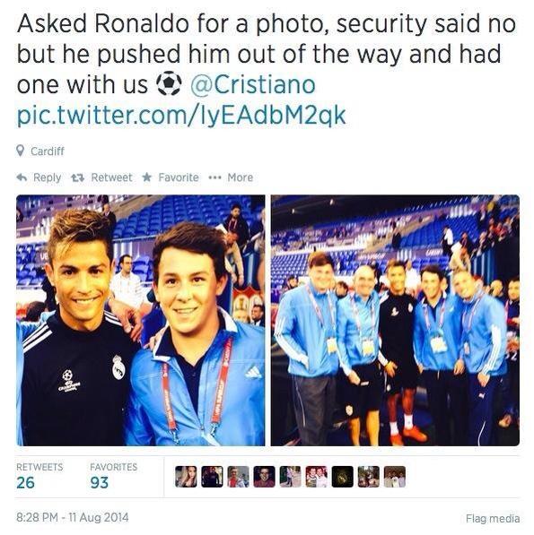 Held <a href="/Cristiano/">Cristiano Ronaldo</a>