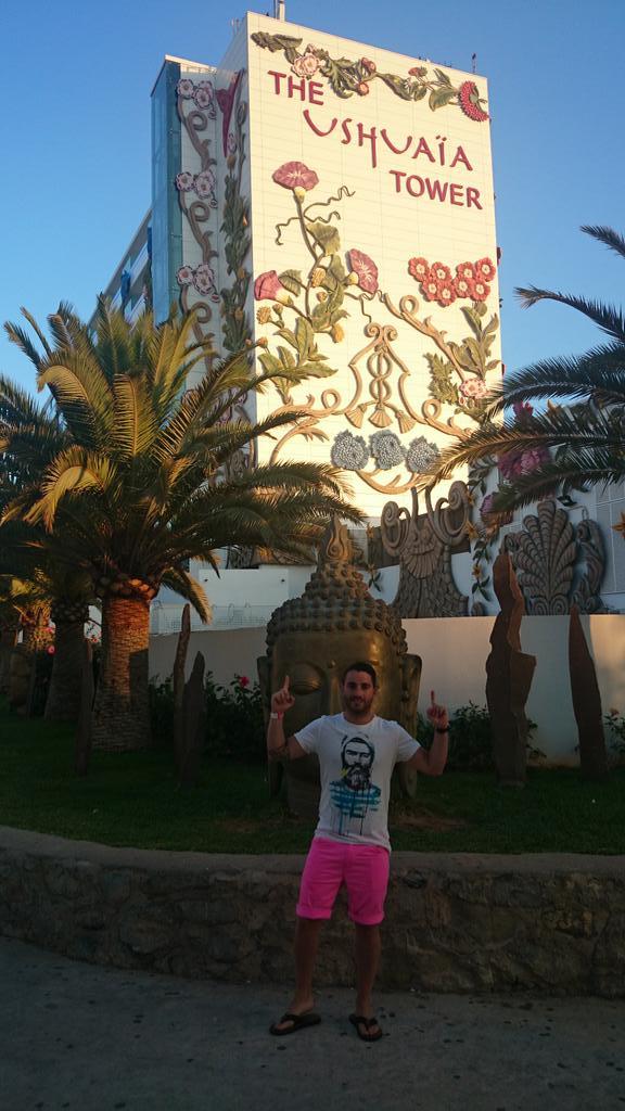 pablo_zlt_11's tweet photo. Tarde noche perfecta @makibnt @JLSolsona http://t.co/Vg5us3Zo2n