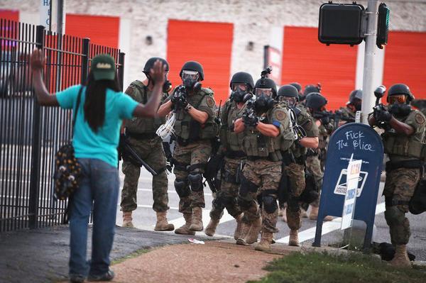 #Ferguson, Missouri is a war zone. bit.ly/1vCx7MC