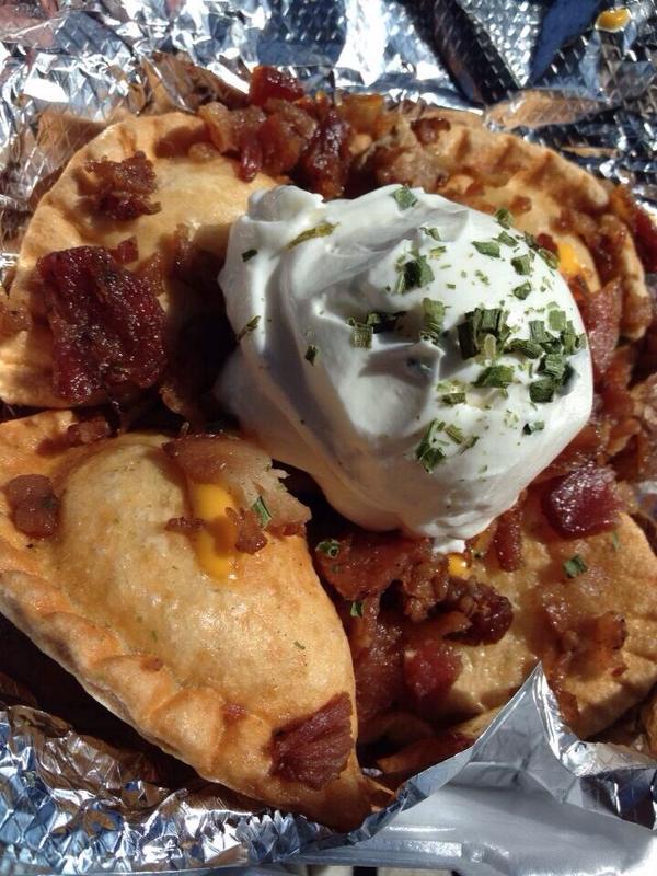 Pierogiloveindy's tweet photo. Thursday and Friday night from 5-11 on Capital Ave. Come #levelUp with a #LoadedLender #GenCon @Gen_Con #gencon2014 http://t.co/rP7s1k5FYt