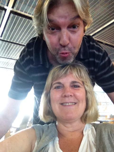 didacmarin's tweet photo. @annamilsonrisas @JeicobTwOtWo Nens, estem a l'aeroport de París. Petonets!!! http://t.co/CAt4cdisFc