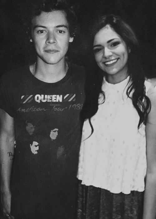 bethanyRPGGT's tweet photo. Regarde comme on est beau @Harry_RPGGT 💕🌸 http://t.co/j0zKa3t7du
