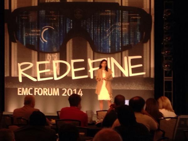 carolkonnyu's tweet image. Patricia Florissi speaking at #emcforum #hellobrocade