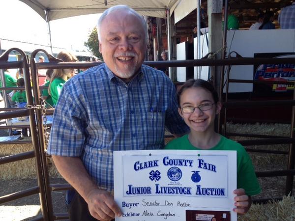 BentonforSenate's tweet photo. Spent the day at the Clark County helping the kids from 4-H and FFA to raise money for college. http://t.co/TE3o6YYQa7