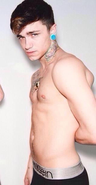 New Account , RT I'm New (: