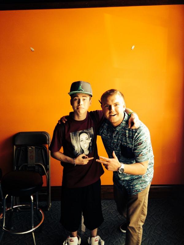 TheDylanHolland's tweet photo. Look out for my bro @BG_Cannon tonight directing footage with @awesomenesstv and @WeAreHYPED ! http://t.co/7fEjZV9LqQ