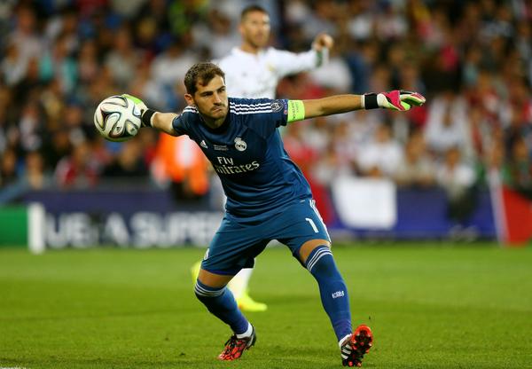 IKER CASILLAS | 14 años sin perder una final siendo portero titular con el Real Madrid cadenaser.com/futbol/articul…