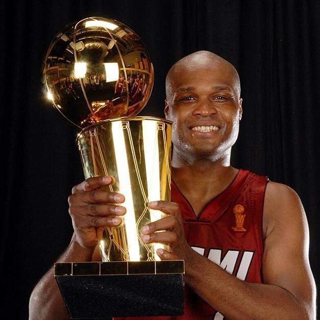 Happy Birthday to 2006 NBA Champion with the Antoine Walker. 