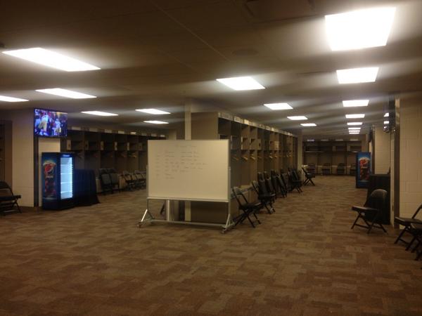 The visitor locker room for the game tonight : r/wde