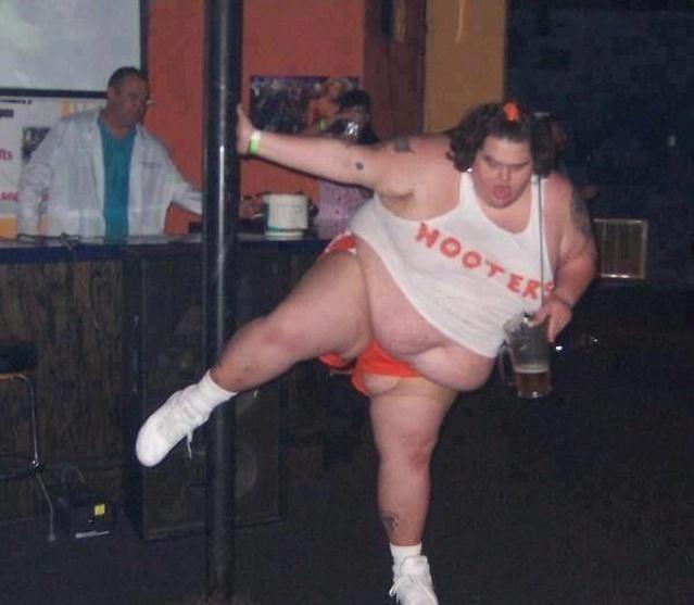 Bu3taaaCQAE_UTs.jpg:large