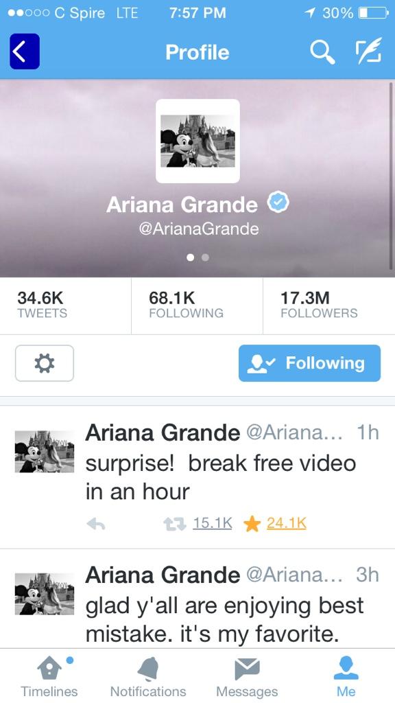 Arianas_problem's tweet image. @ArianaGrande it has been an hour