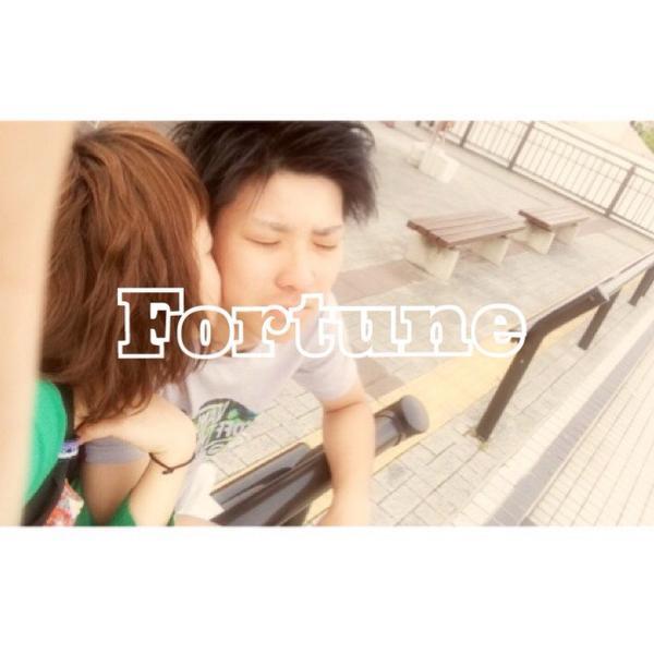 dennsetucapulu's tweet photo. 2年記念日☻！まだまだラブラブです！
これからも仲良しでいます！
動画よかったら見てね♩

https://t.co/768MQ0N6cE  https://t.co/8OVHidCv8F