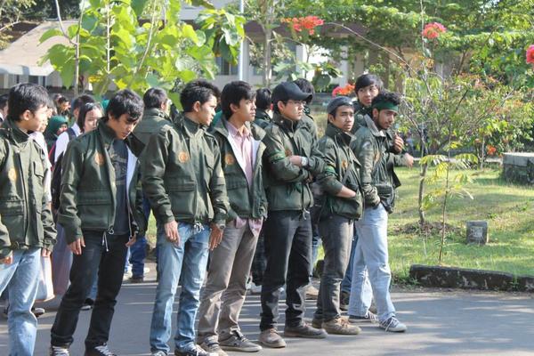 once upon a time (<a href="/rizkiyusarizal/">rizki yusa rizal</a> <a href="/danangmahendrap/">Danang Mahendra P</a> <a href="/mrizalabdillah/">M. Rizal Abdillah</a> <a href="/nugrohoteguh/">nugroho teguh s</a> <a href="/IlhamIman28/">Ilham Imanniar</a> )