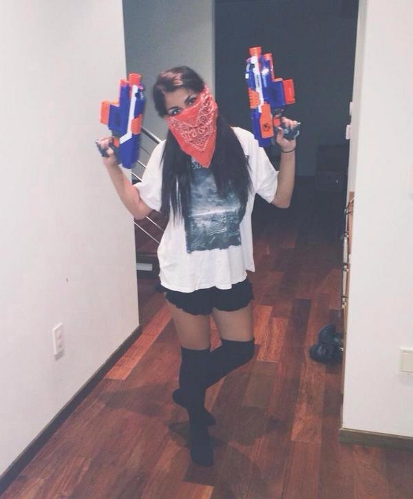 fircbird's tweet image. BANG! 💥