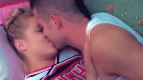 #StayStrongLea ❀ tweet media