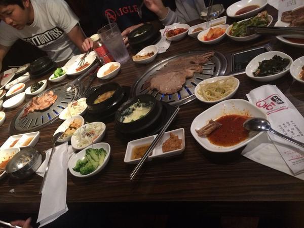 NaomiYHa's tweet photo. 韓国焼肉からの今からゴジラ観る〜(⌒▽⌒) 映画のチケット、日本円で50円っていう素晴らしさ＼(^o^)／いえーい http://t.co/ReJSK4BDlP