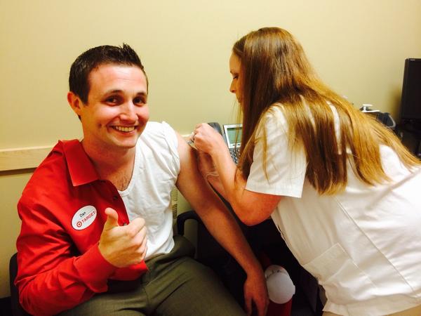 SweeneyTGT's tweet photo. #FluShotTime! #TargetRX Jodi is a pro, who's next?? Healthy=Happy @DPRoyster @ryandungy @JoeEnnesser http://t.co/WwqKfWXstc